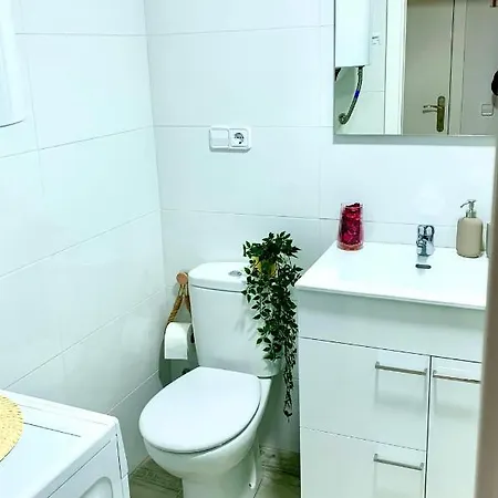 Moderno Junto A La Playa Y El Centro 아파트 *