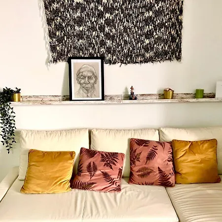 Moderno Junto A La Playa Y El Centro Апартаменты *