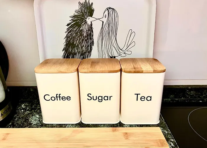 Moderno Junto A La Playa Y El Centro